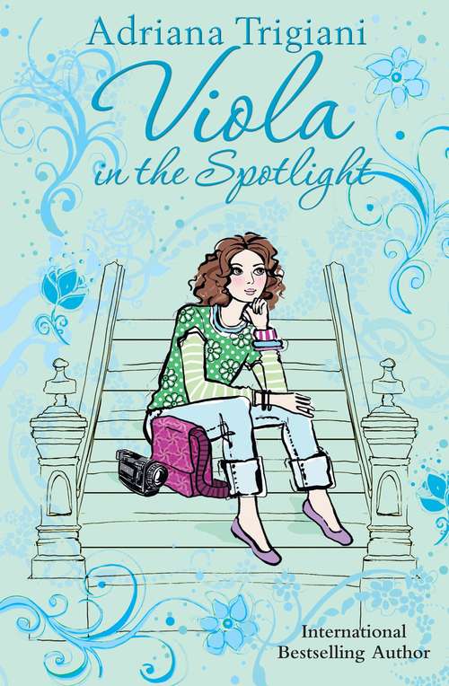 Book cover of Viola in the Spotlight