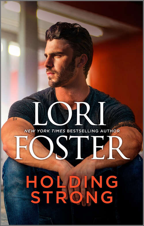 Book cover of Holding Strong (Original) (The Ultimate Novels #2)