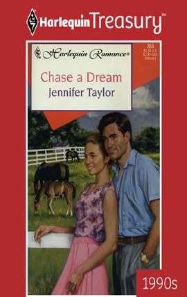 Book cover of Chase A Dream