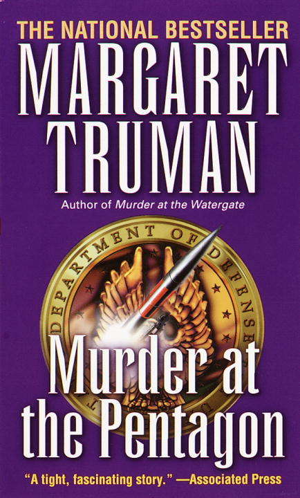 Book cover of Murder at the Pentagon