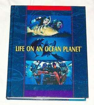 Book cover of Life on an Ocean Planet