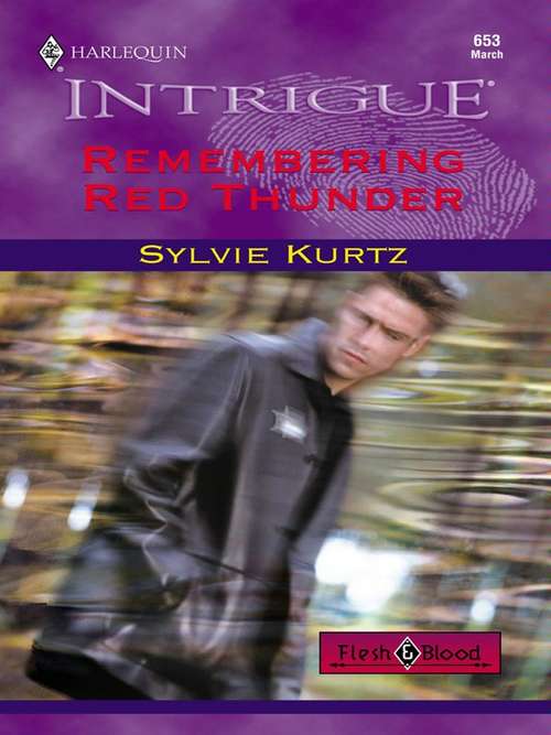 Book cover of Remembering Red Thunder