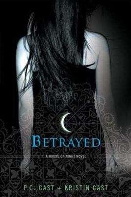 Book cover of Betrayed (The House of Night #2)