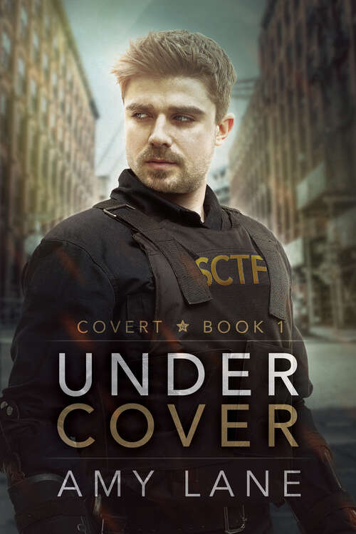Book cover of Under Cover (Covert #1)