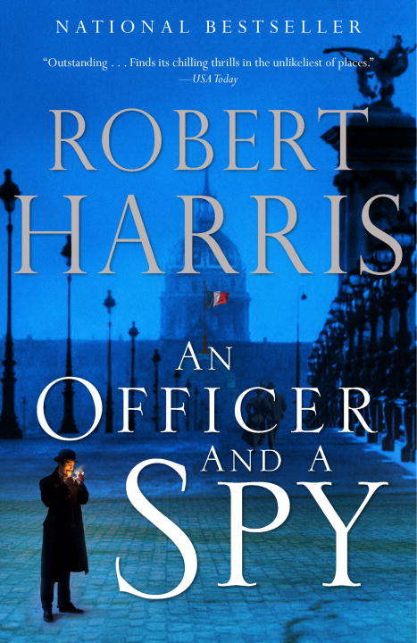 Book cover of An Officer and a Spy: A novel