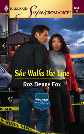 Book cover of She Walks the Line