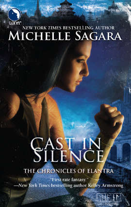 Book cover of Cast in Silence