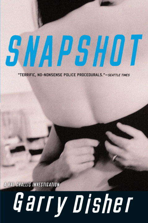 Book cover of Snapshot (Inspector Challis #3)