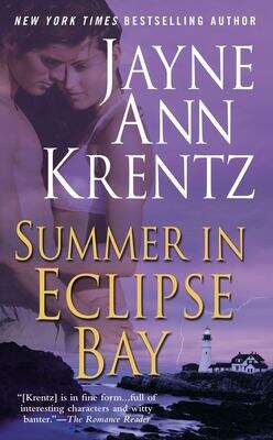 Book cover of Summer in Eclipse Bay (Eclipse Bay #3)