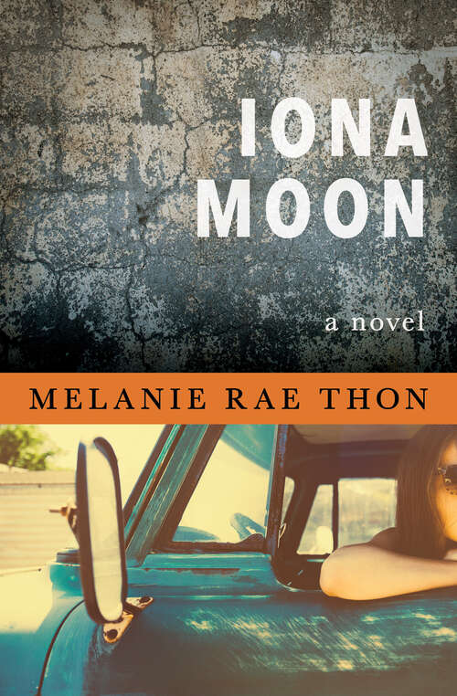 Book cover of Iona Moon