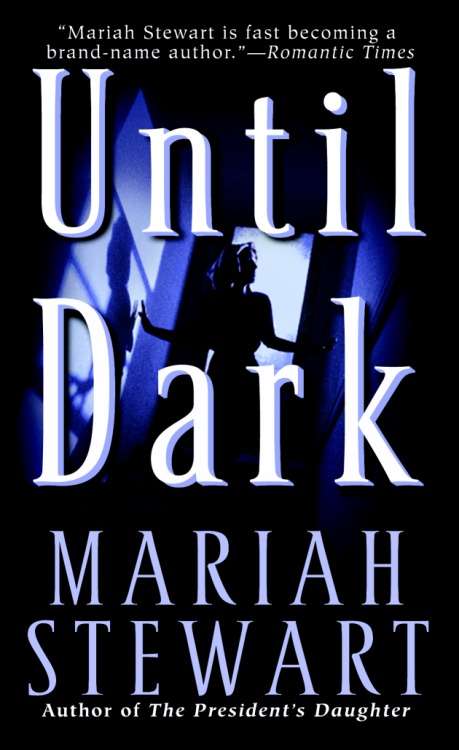 Book cover of Until Dark