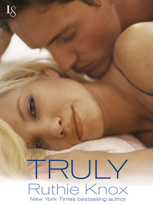 Book cover of Truly: A New York Novel