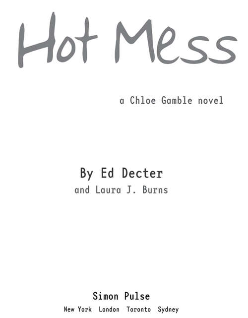 Book cover of Hot Mess (Chloe Gamble #3)