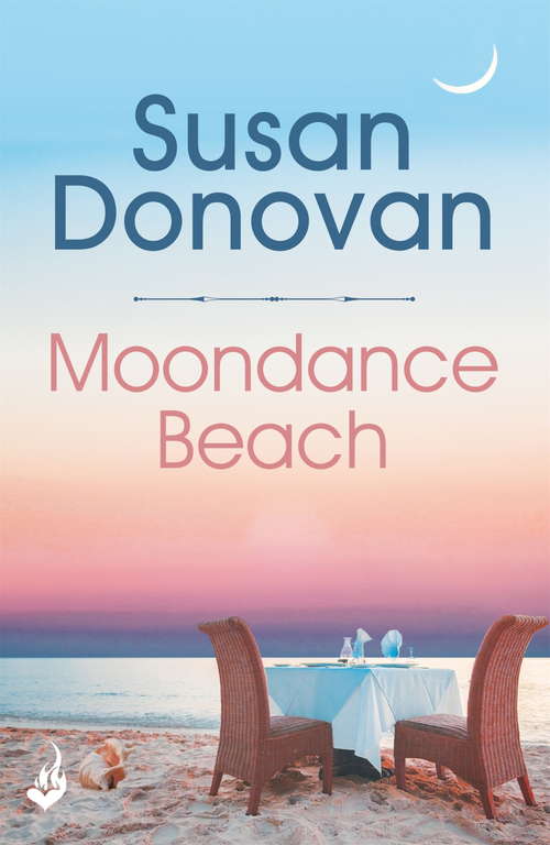 Book cover of Moondance Beach: Bayberry Island Book 3 (Bayberry Island)