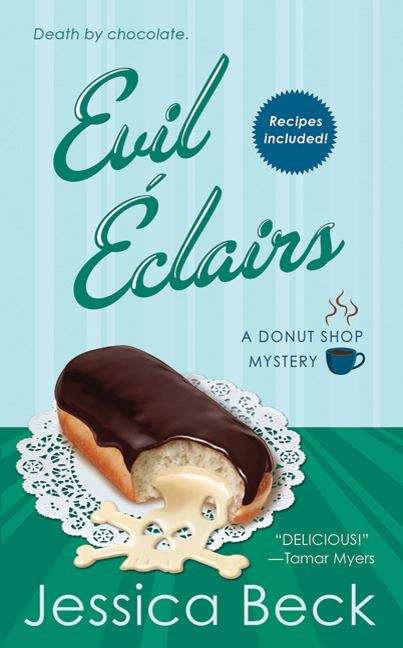 Book cover of Evil Eclairs (Donut Shop Mysteries Series #4)