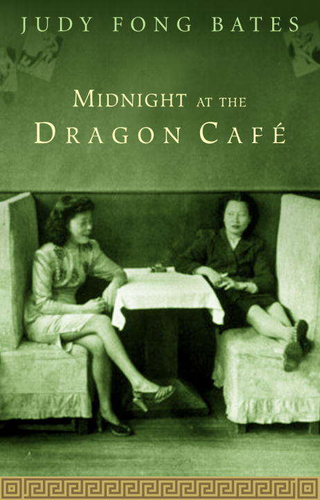 Book cover of Midnight At the Dragon Cafe
