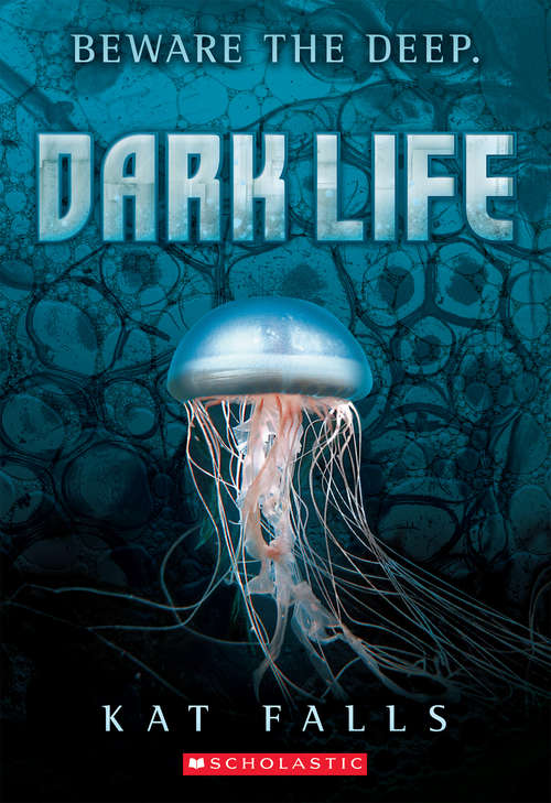 Book cover of Dark Life (Dark Life #1)