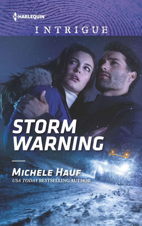 Book cover of Storm Warning: The Dark Woods Storm Warning The Girl Who Couldn't Forget (Original) (Mills And Boon Heroes Ser.)