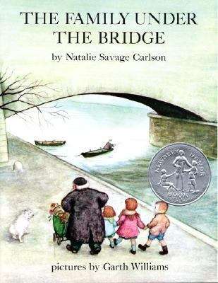 Book cover of The Family Under the Bridge