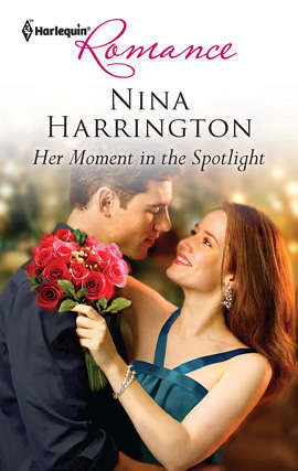 Book cover of Her Moment in the Spotlight