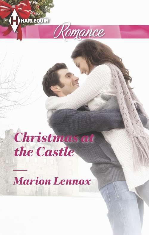 Book cover of Christmas at the Castle