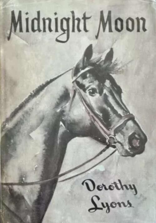 Book cover of Midnight Moon (Connie McGuire #2)