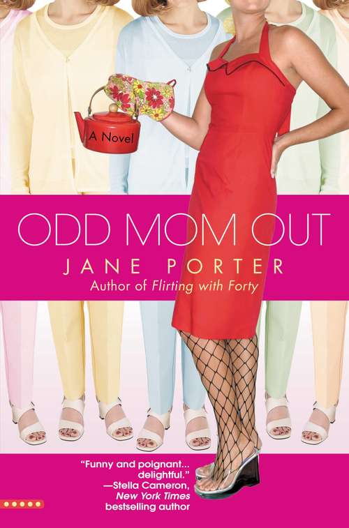 Book cover of Odd Mom Out