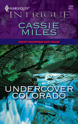 Book cover of Undercover Colorado