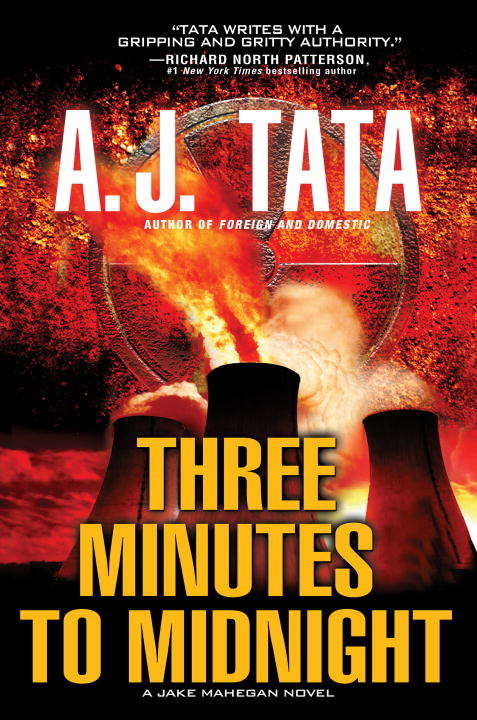 Book cover of Three Minutes to Midnight
