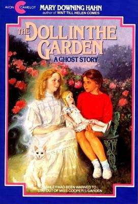 Book cover of Doll in the Garden: A Ghost Story