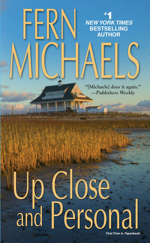 Up Close and Personal (Playaway Adult Fiction Ser.)