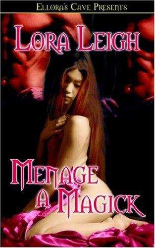 Book cover of Menage a Magick (Wizard Twins #1)