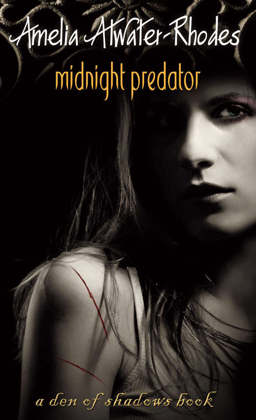 Book cover of Midnight Predator (Den of Shadows #4)