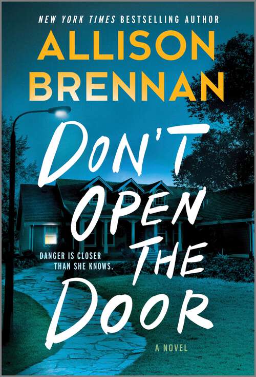 Book cover of Don't Open the Door: A Novel (Original) (Regan Merritt Series #2)
