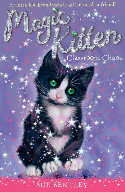 Book cover of Classroom Chaos (Magic Kitten)