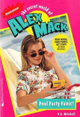 Book cover of Pool Party Panic! (The Secret World of Alex Mack #28)