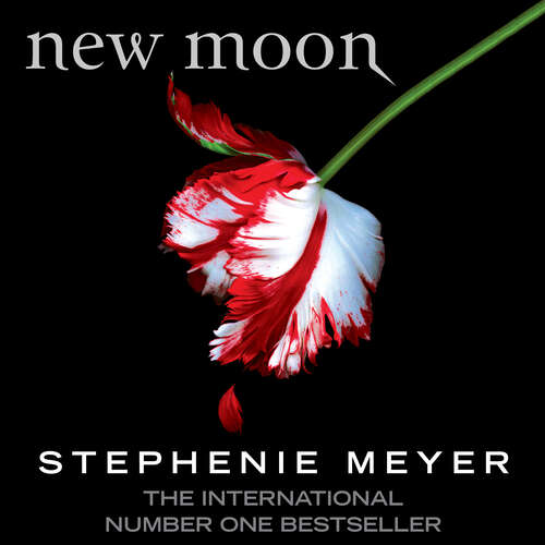 Book cover of New Moon (Twilight Saga #2)