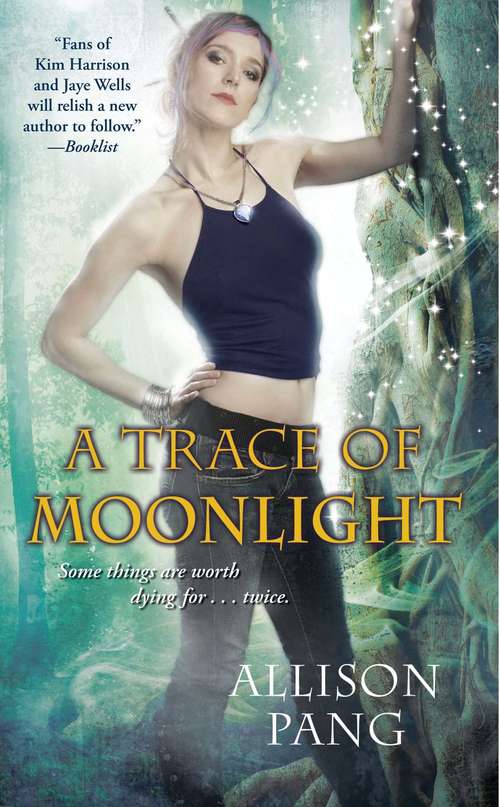 Book cover of A Trace of Moonlight