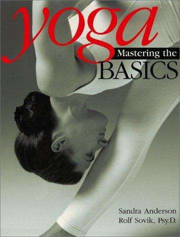 Book cover of Yoga : Mastering The Basics