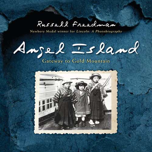 Book cover of Angel Island: Gateway to Gold Mountain