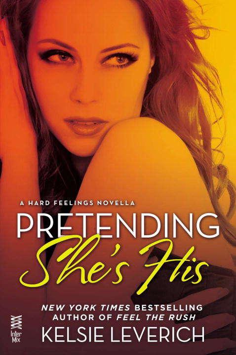 Book cover of Pretending She's His