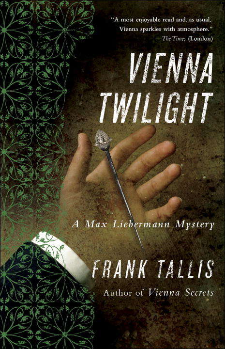 Book cover of Vienna Twilight