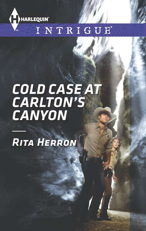Book cover of Cold Case at Carlton's Canyon