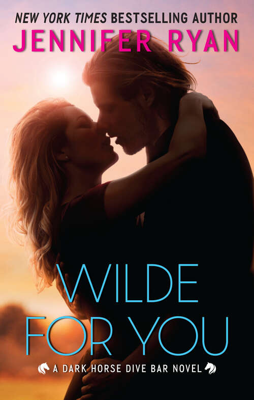 Book cover of Wilde for You: A Dark Horse Dive Bar Novel (Dark Horse Dive Bar #2)