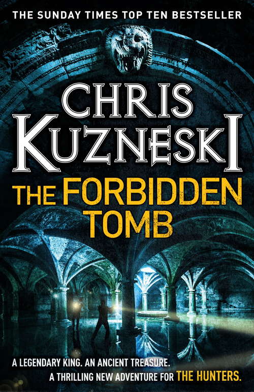 Book cover of The Forbidden Tomb (The Hunters #2)
