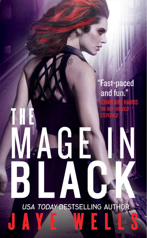 Book cover of The Mage in Black (Sabina Kane #2)