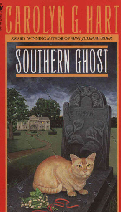 Book cover of Southern Ghost (Death on Demand #8)