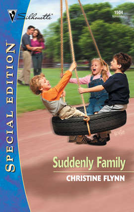 Book cover of Suddenly Family