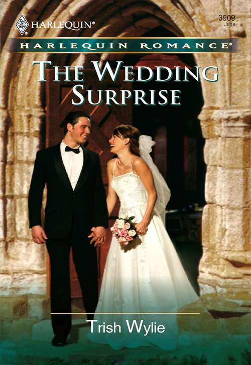Book cover of The Wedding Surprise