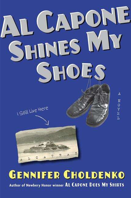 Book cover of Al Capone Shines My Shoes